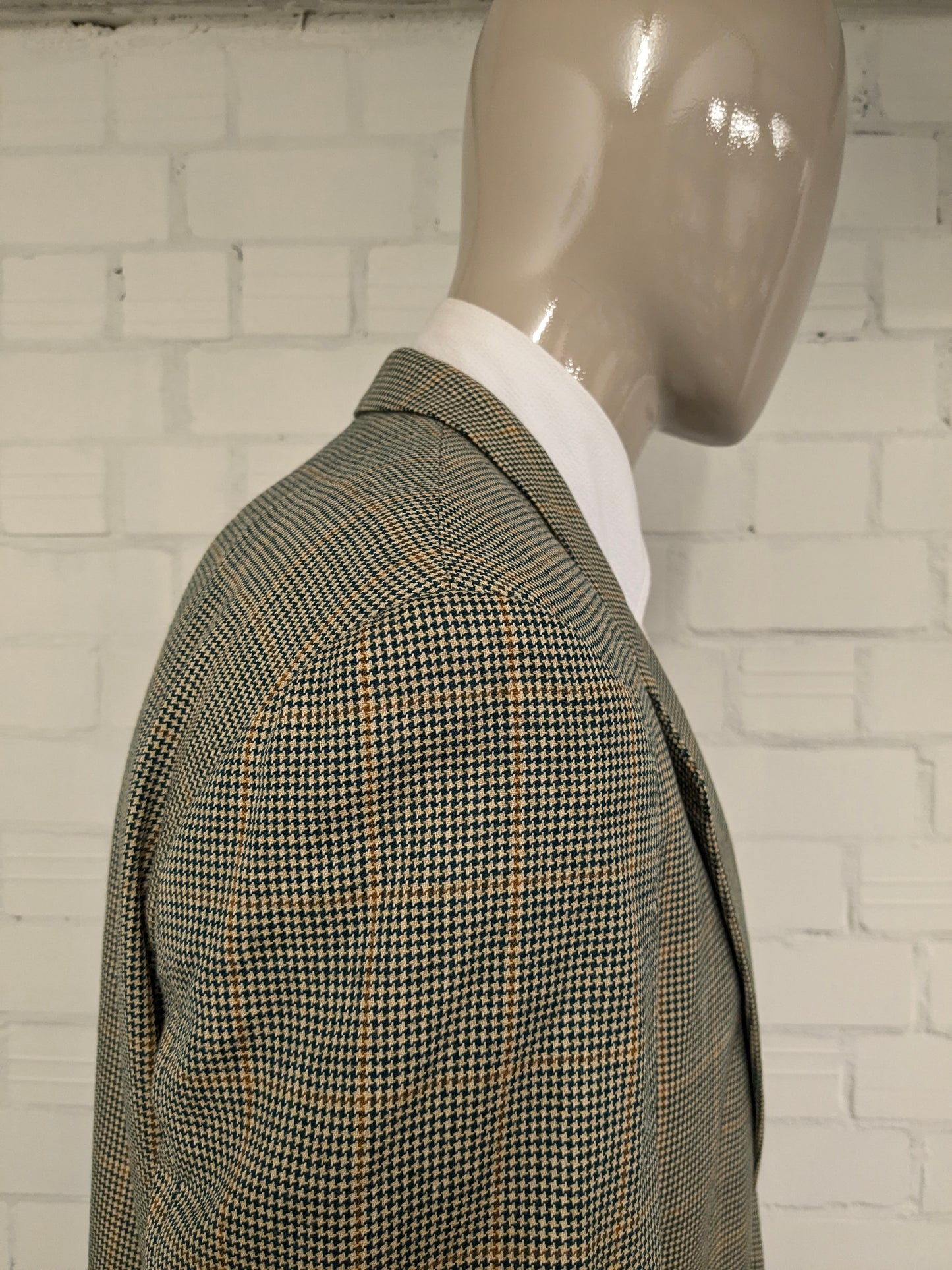 Vintage Hugo Boss colbert. Groen Bruin motief. Maat 106 (52 / L) Lang model.