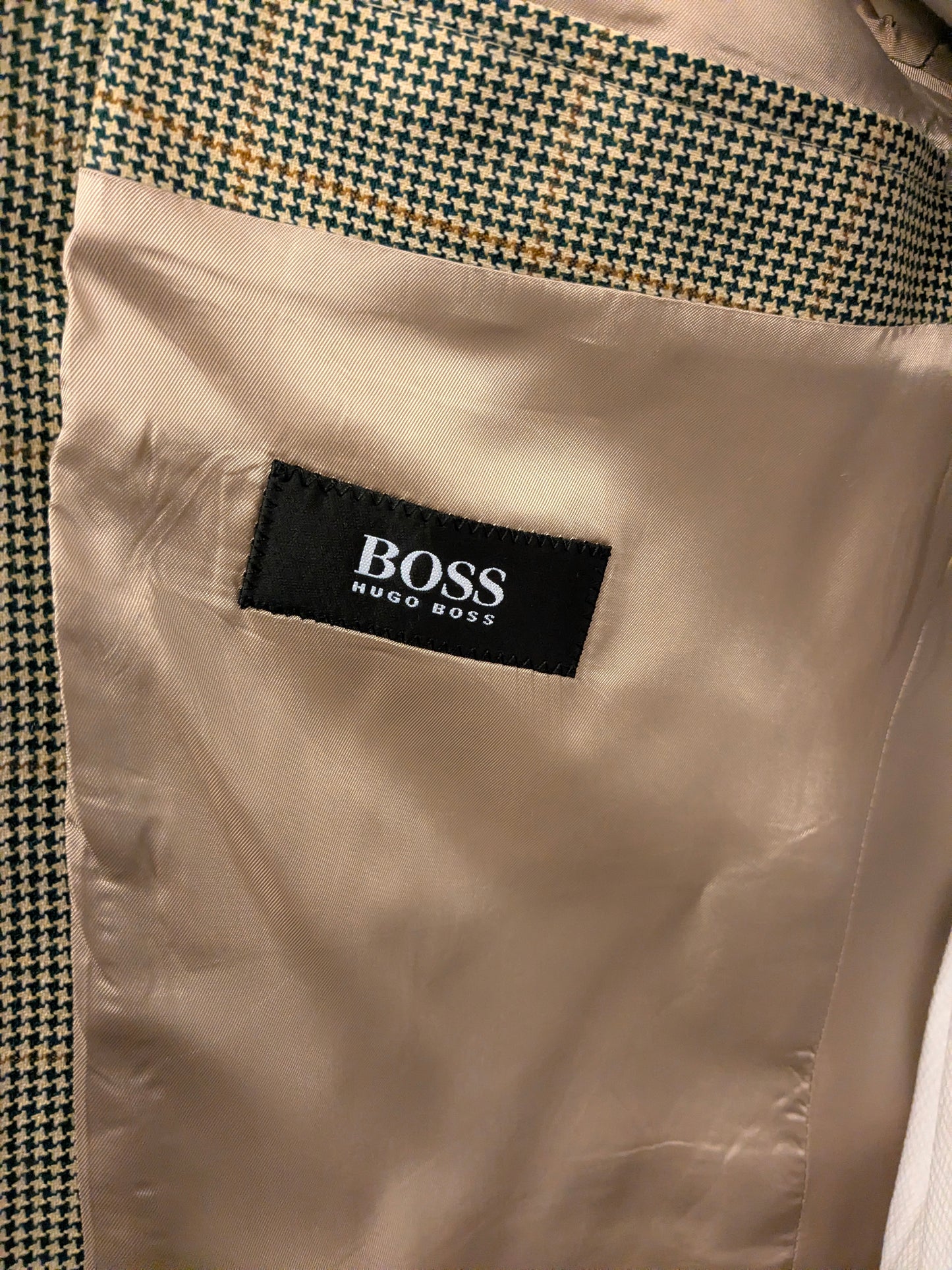 Vintage Hugo Boss colbert. Groen Bruin motief. Maat 106 (52 / L) Lang model.