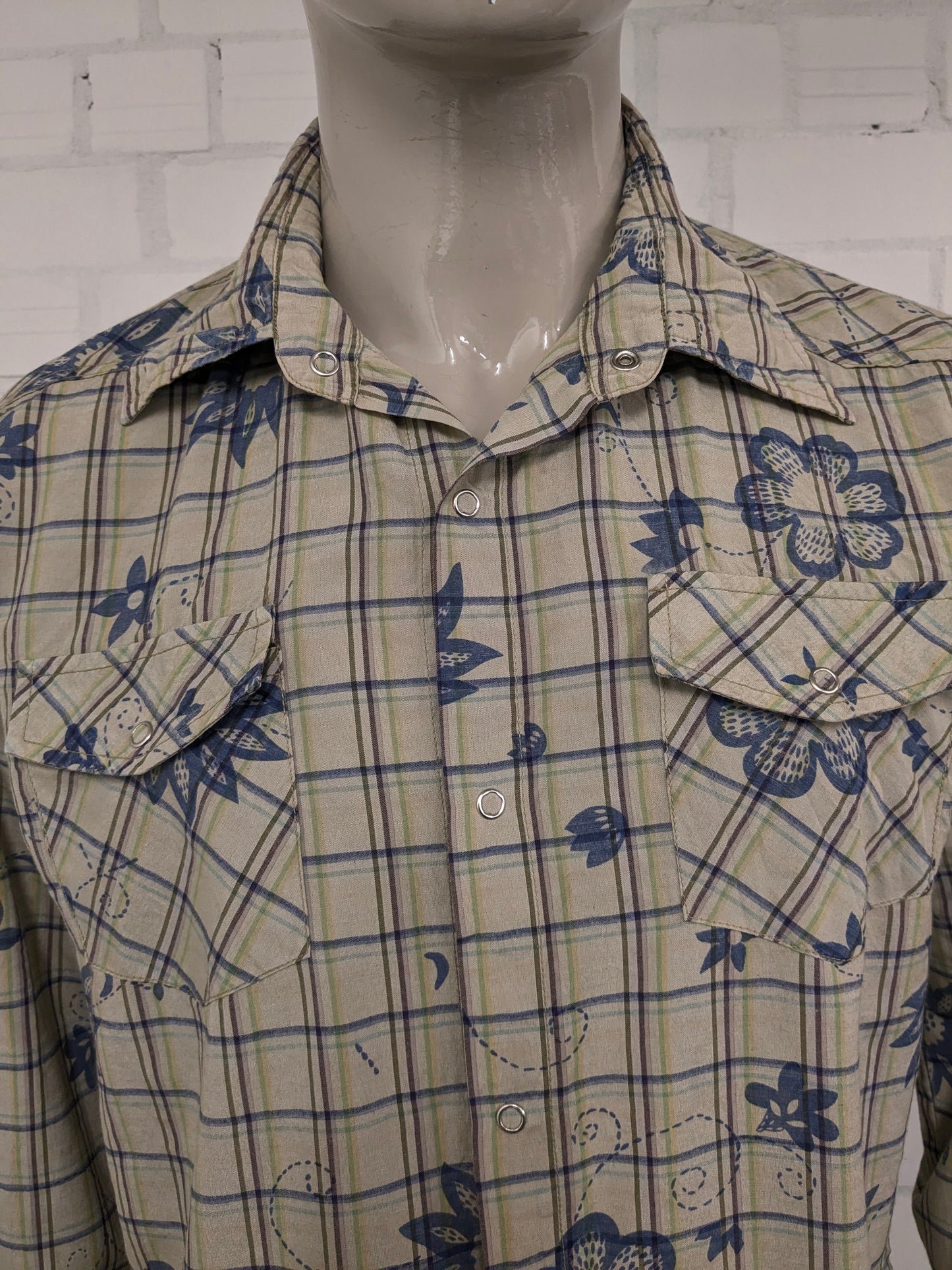 Quickmatch vintage overhemd met drukknopen en puntkraag. Groen Blauw Geel Paarse print. Maat XL.