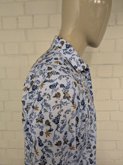 Chemise Olymp Louxor. Imprimé floral bleu marron. Taille XL. coupe moderne.