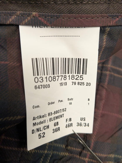Pantalon / pantalon chino Brax. De couleur marron foncé. Taille 52/L.