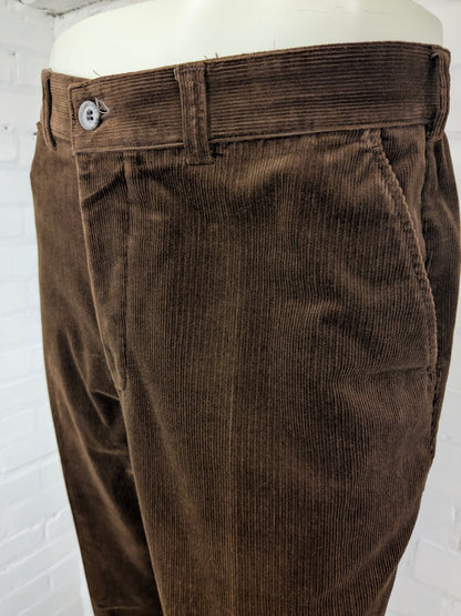 Pantalón Gardeur Rib / Pantalón Rib. De color marrón. Talla 52/L.