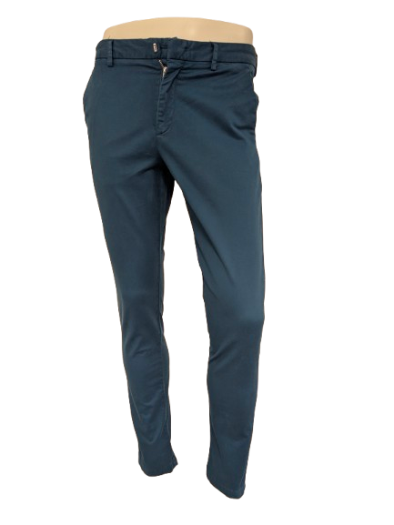 Boss Hugo Boss Hosen / Hosen. Grün gefärbt. Größe 46 / S. Typ Kaito. schlanke Passform. strecken.