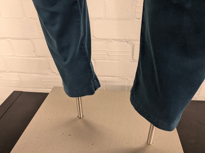 Boss Hugo Boss Hosen / Hosen. Grün gefärbt. Größe 46 / S. Typ Kaito. schlanke Passform. strecken.