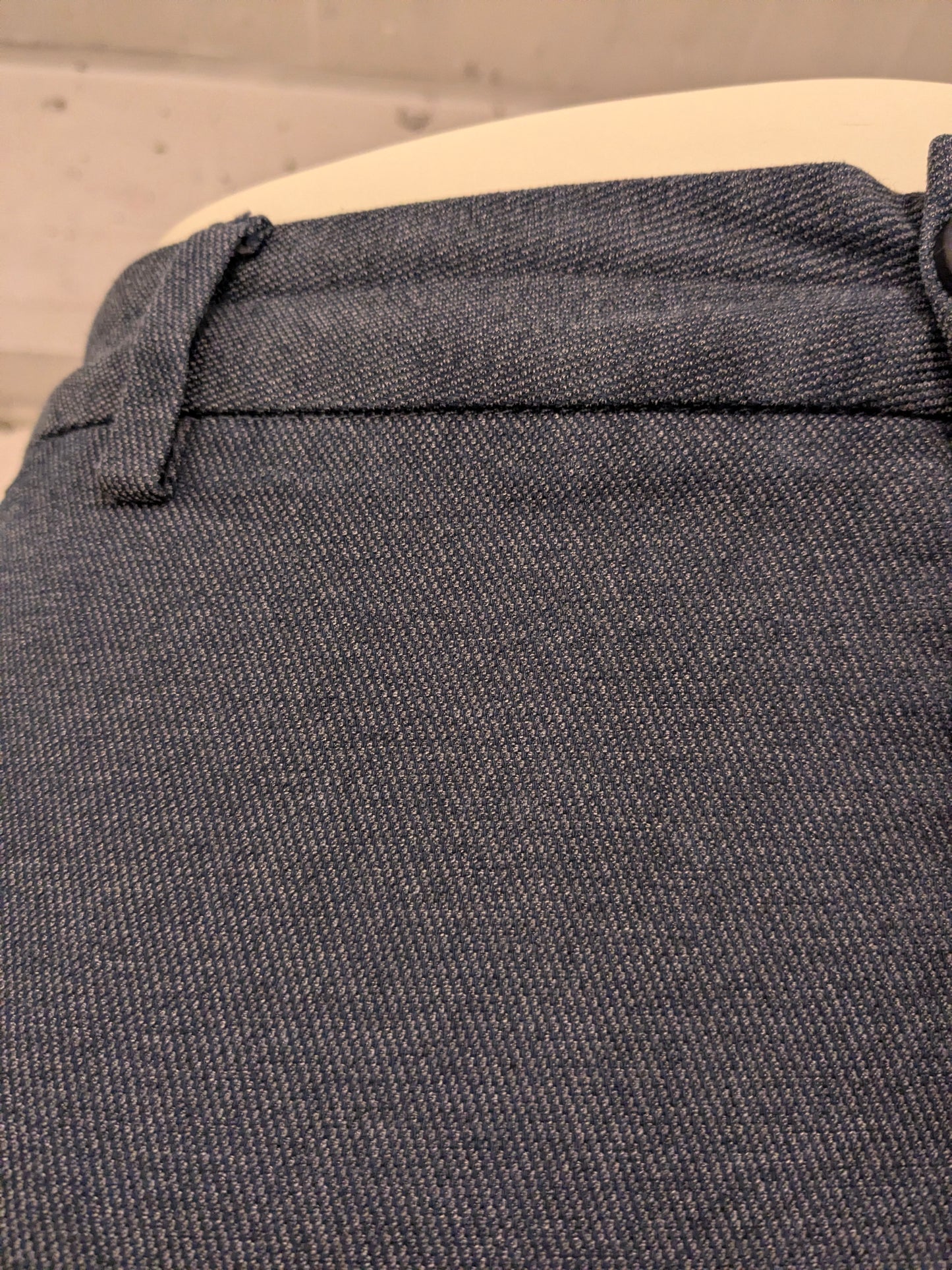 Pantalon / pantalon Boss Hugo Boss Performance. Motif mixte gris. Taille 46 / S. extensible.