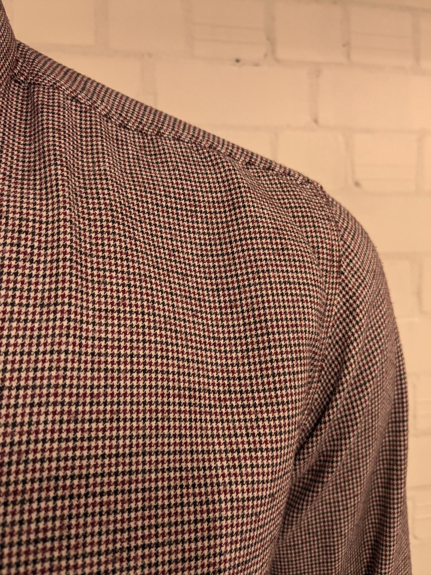 Giordano overhemd. Rood Zwart Wit motief. Maat L.