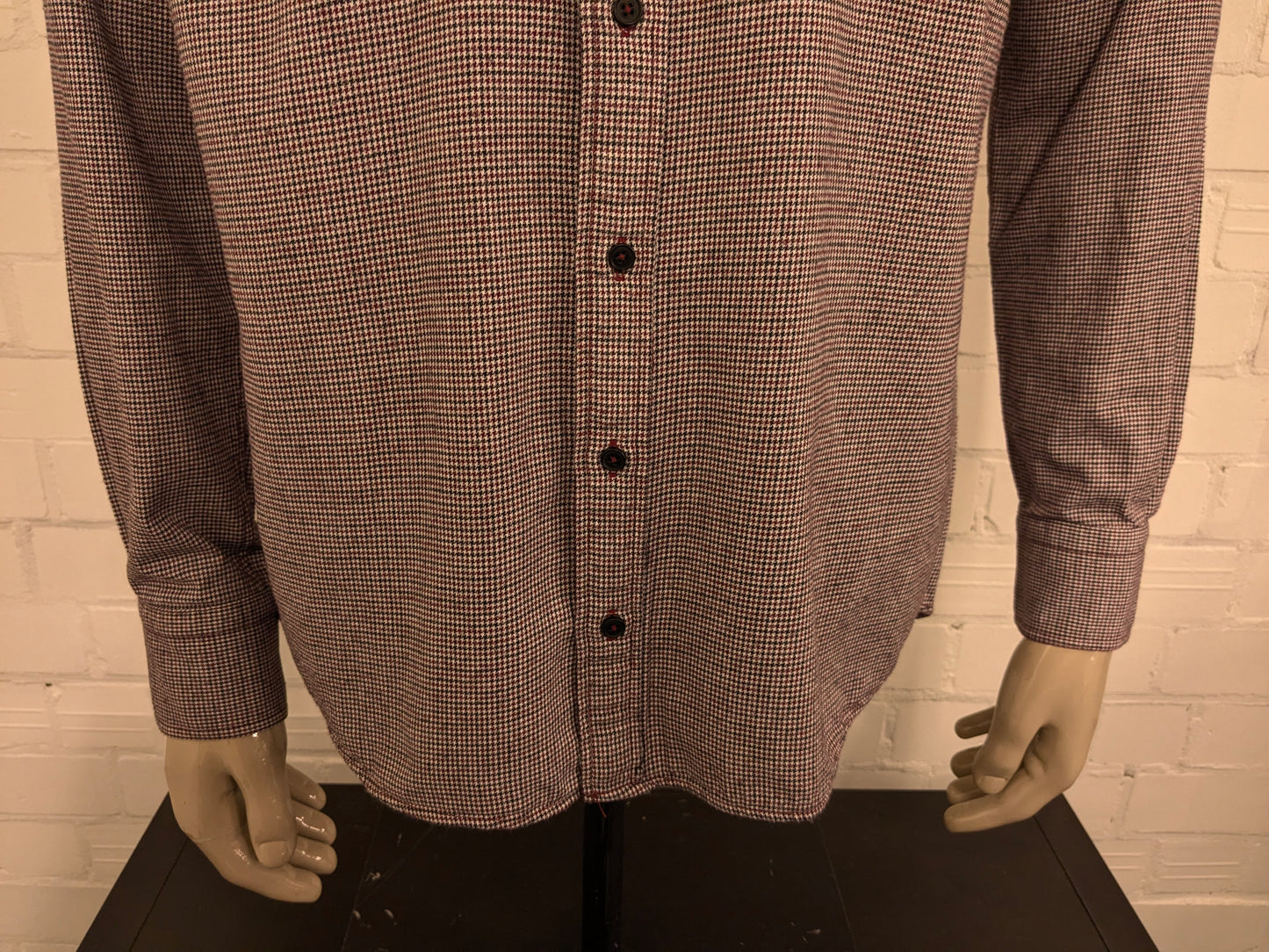 Giordano overhemd. Rood Zwart Wit motief. Maat L.