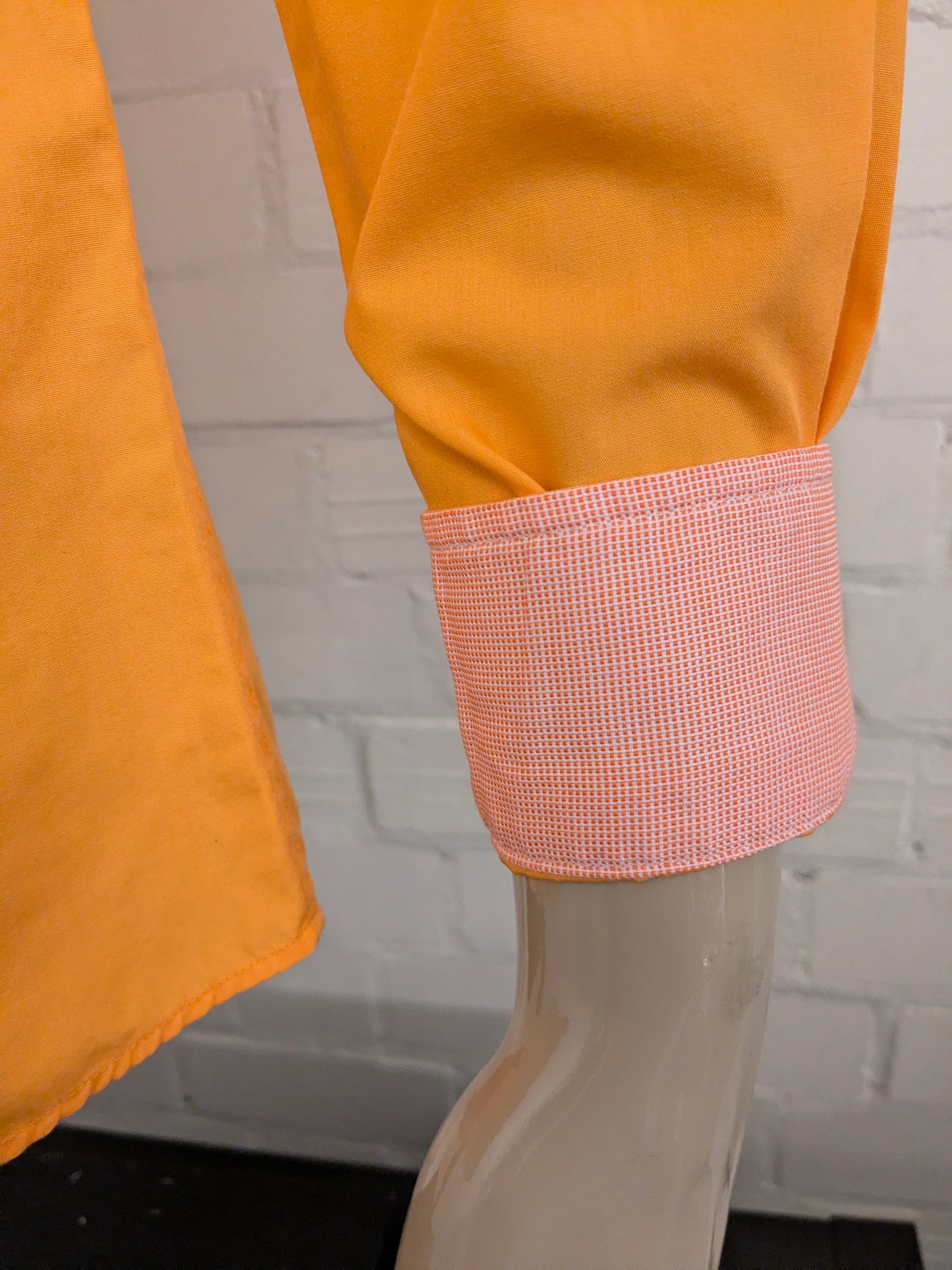 For Men Deep Blue overhemd. Oranje gekleurd. Maat M. regular fit.