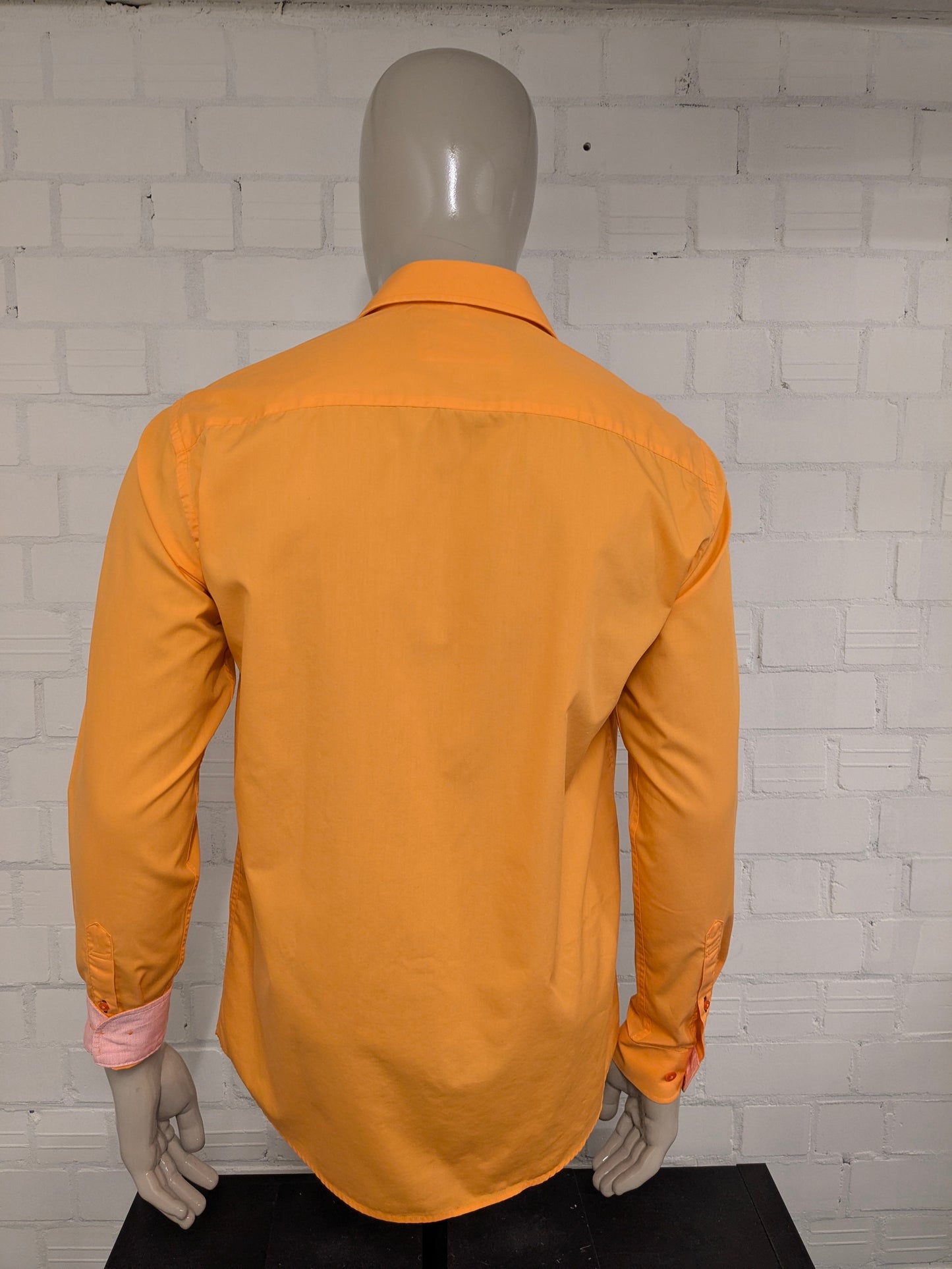 For Men Deep Blue overhemd. Oranje gekleurd. Maat M. regular fit.