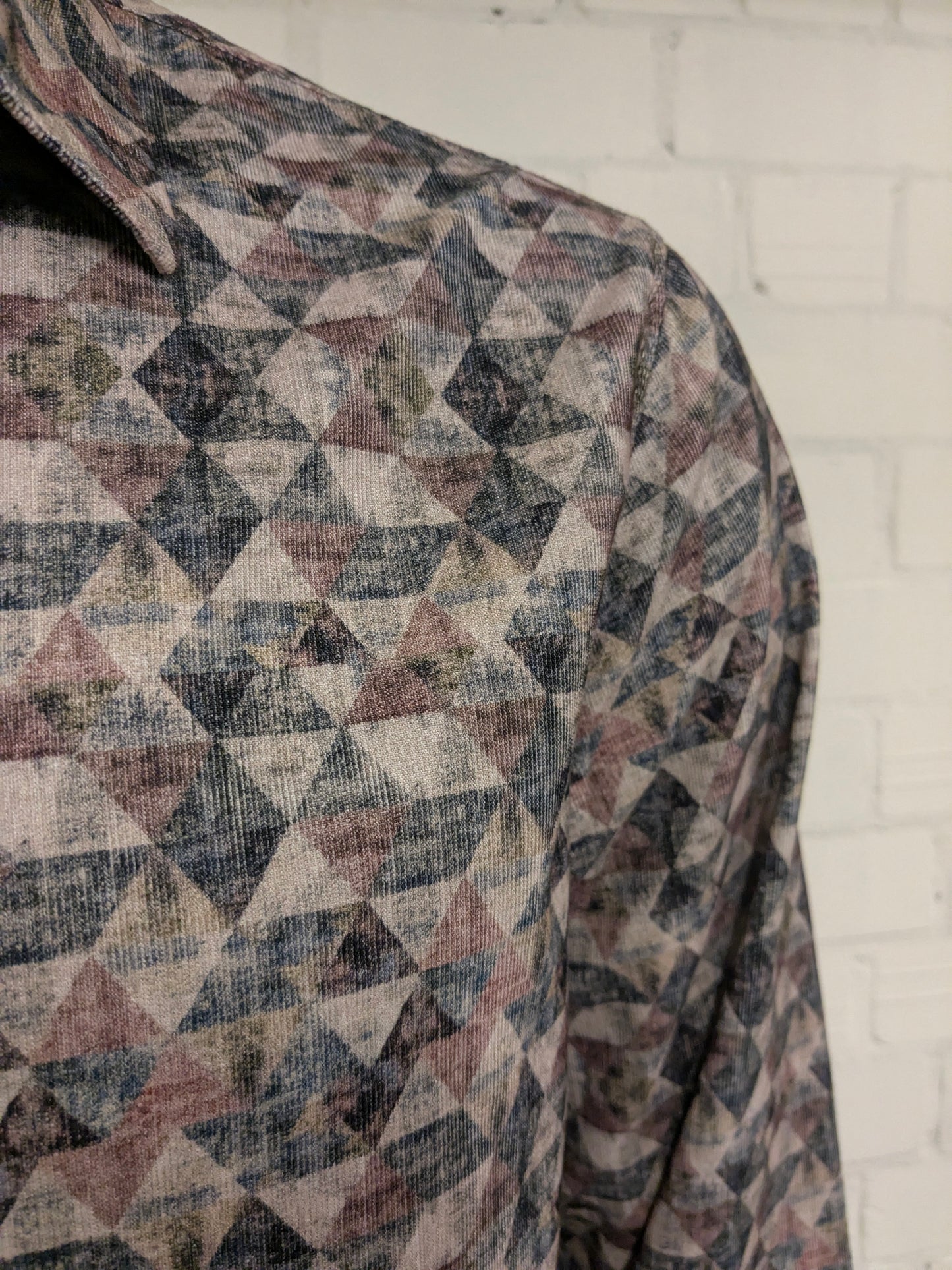 No Excess rib overhemd. Lichte rib / fluweel look. Roze Groen Beige Zwart print. Maat XL.