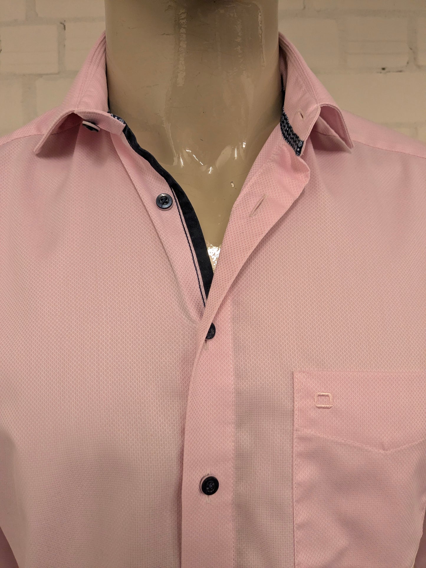 Olymp Luxor overhemd. Roze motief. Maat M. modern fit.