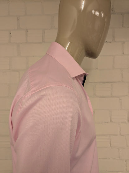 Olymp Luxor overhemd. Roze motief. Maat M. modern fit.