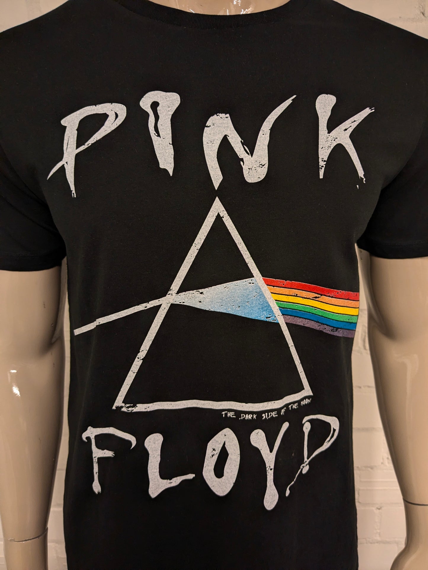 Pink Floyd "the dark side of the moon" shirt. Zwart met opdruk. Maat M.