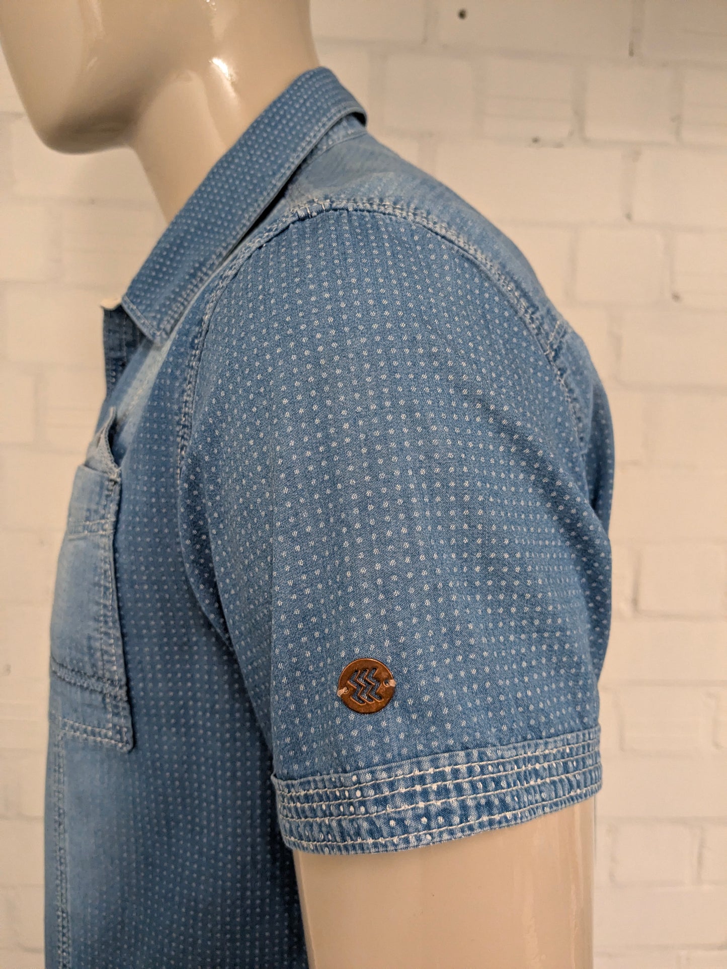 Noize overhemd korte mouw. Blauw gestippeld. Maat XL (L) slim fit.