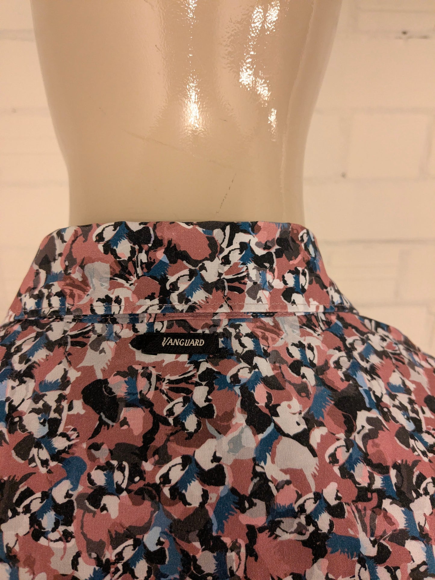 Vanguard overhemd korte mouw. Roze Bruin Blauwe print. Maat L.