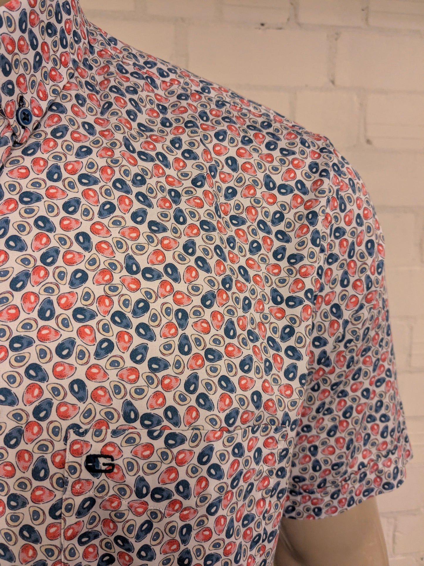 Giordano overhemd korte mouw. Roze Blauw Beige print. Maat XL. regular fit.