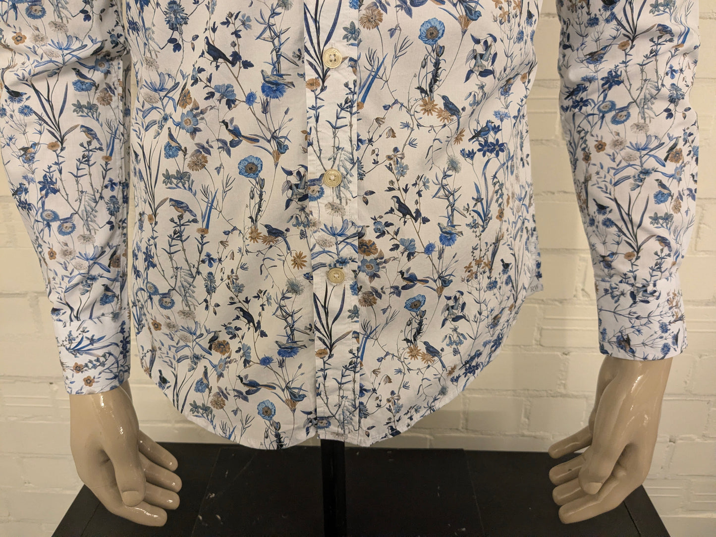 River Woods overhemd. Blauw Bruin Witte bloemen print. Maat S. slim fit.