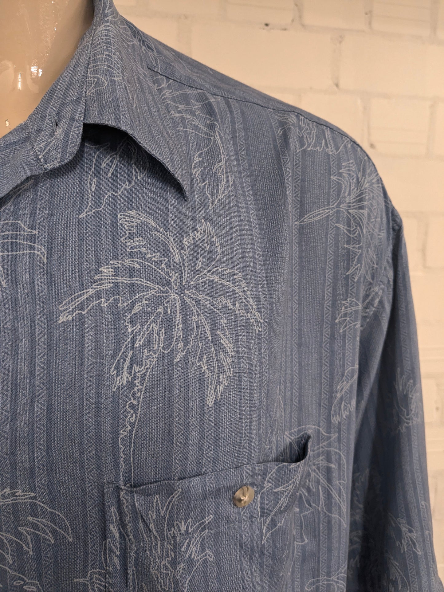 Hollis River Hawaii overhemd korte mouw. Blauw palmboom print. Maat 4XL / XXXXL.