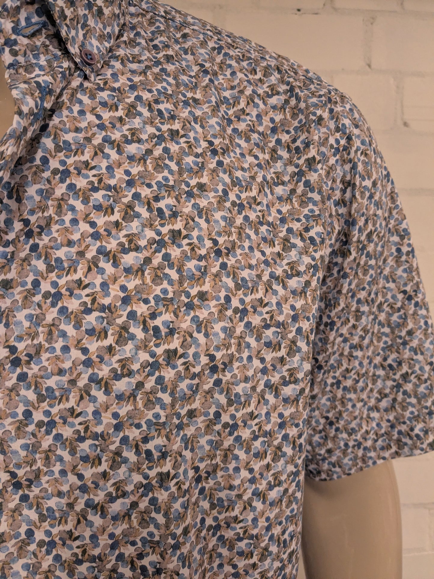 Eden Balley overhemd korte mouw. Bruin Blauwe print. extra lang. Maat 2XL / XXL.