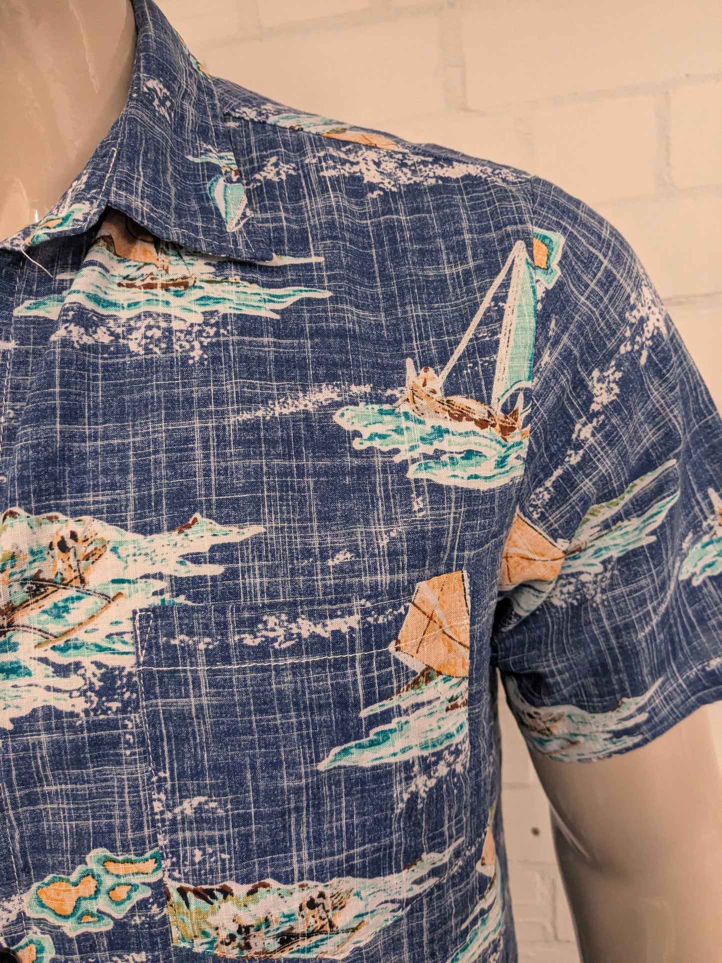 Vatpave Hawaii overhemd korte mouw. Blauw Bruin Groene print. Maat L.