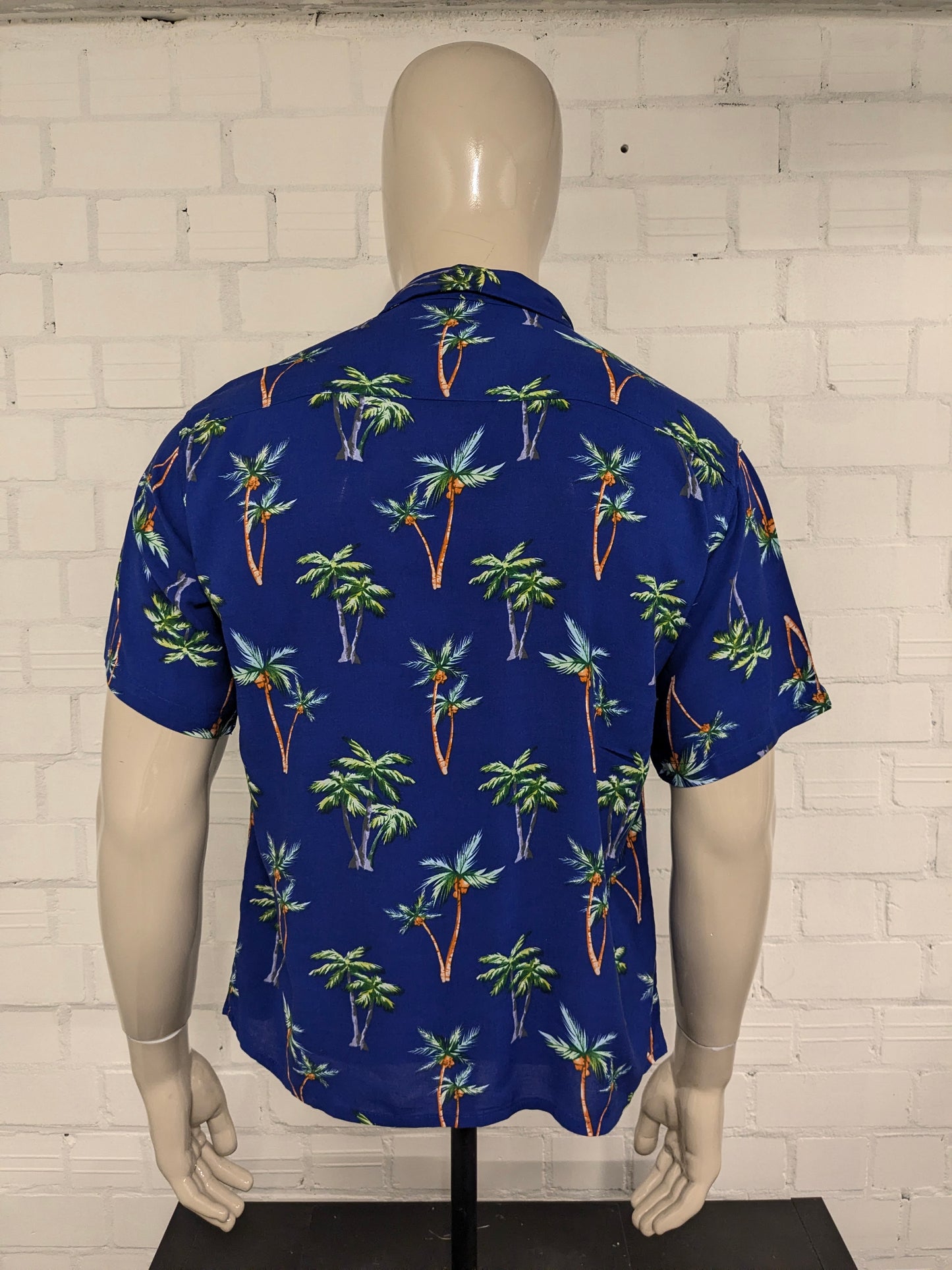 Hawaii overhemd korte mouw. Blauw Groen Bruine Palmbomen print. Maat M. #804
