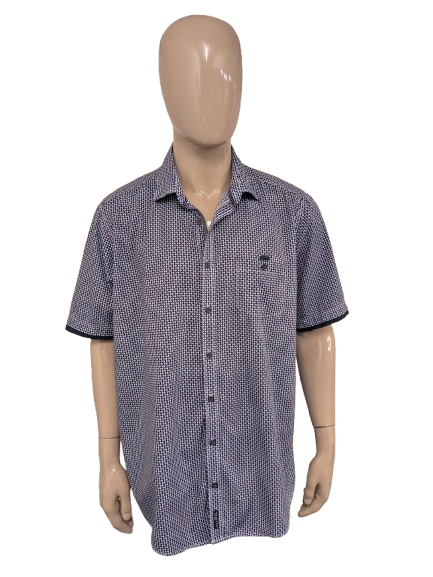Camisa de manga corta de Casa Moda. Estampado azul rojo blanco. Talla 2XL / XXL. ajuste informal.