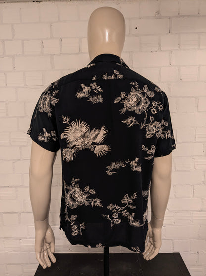 Denim & Flower Ricky Singh overhemd korte mouw. Zwart Beige Bloemen print. Maat L.