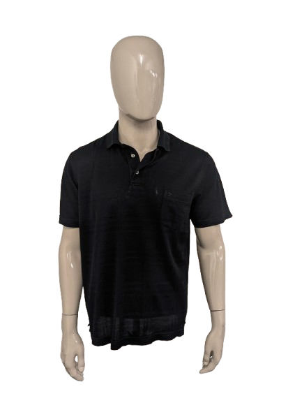 Polo Olymp Novum. Motif à carreaux noirs, légèrement translucides. Taille L.