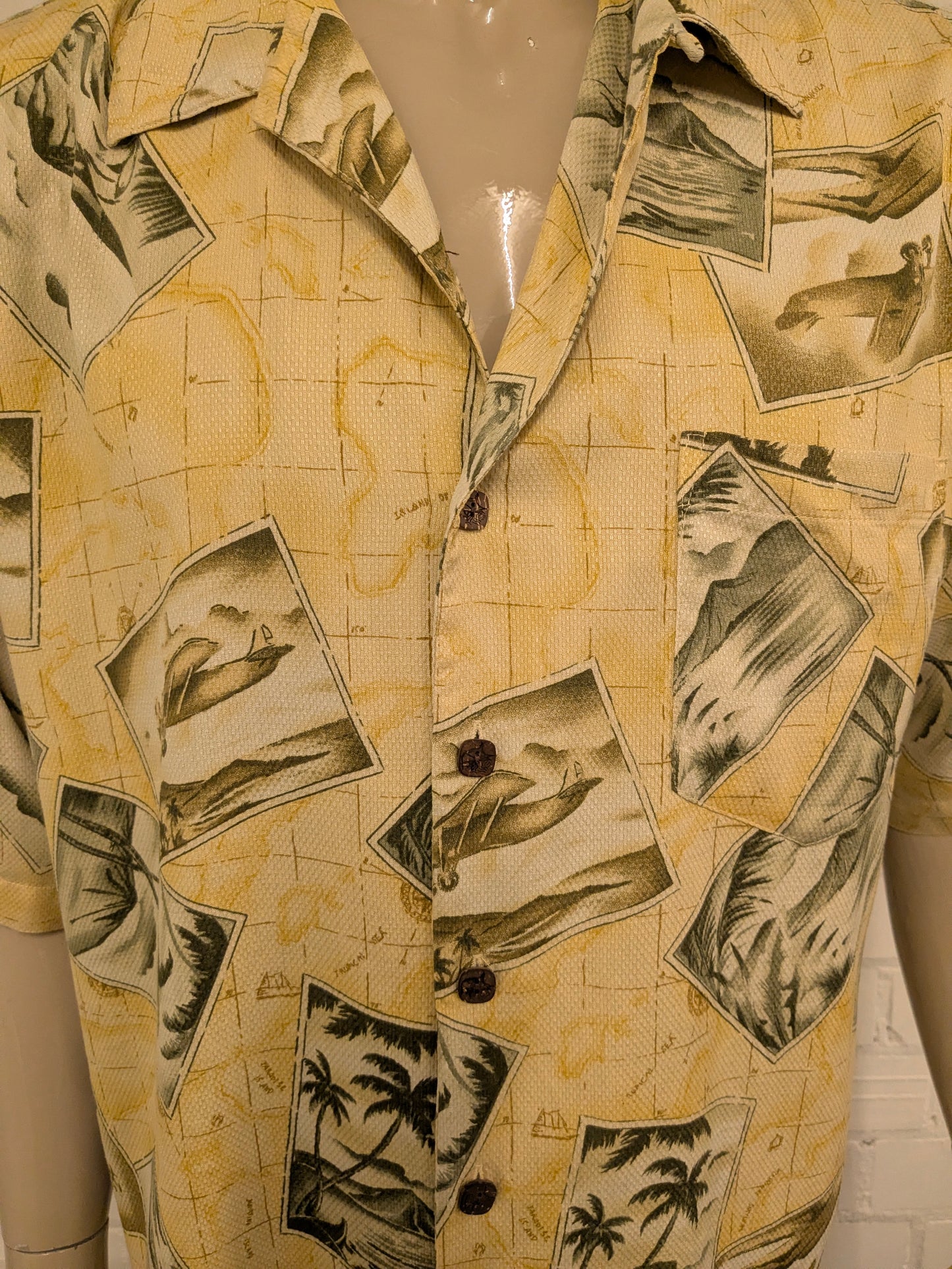 Barmuda Bay 100% Zijden overhemd korte mouw. Geel Groene vliegtuig print. Maat 2XL / XXL.