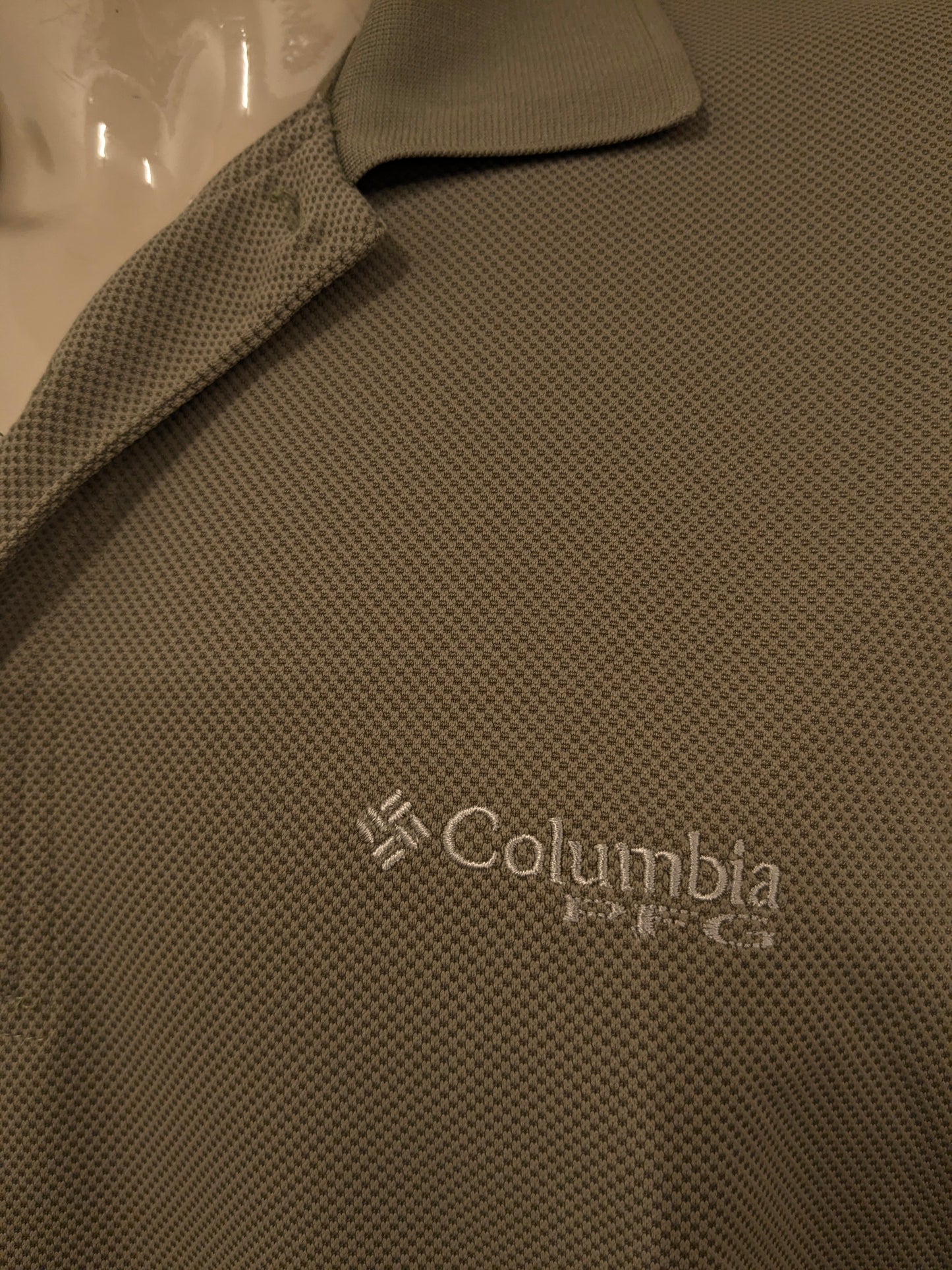Columbia PFG polo. Groen motief. Maat XL.