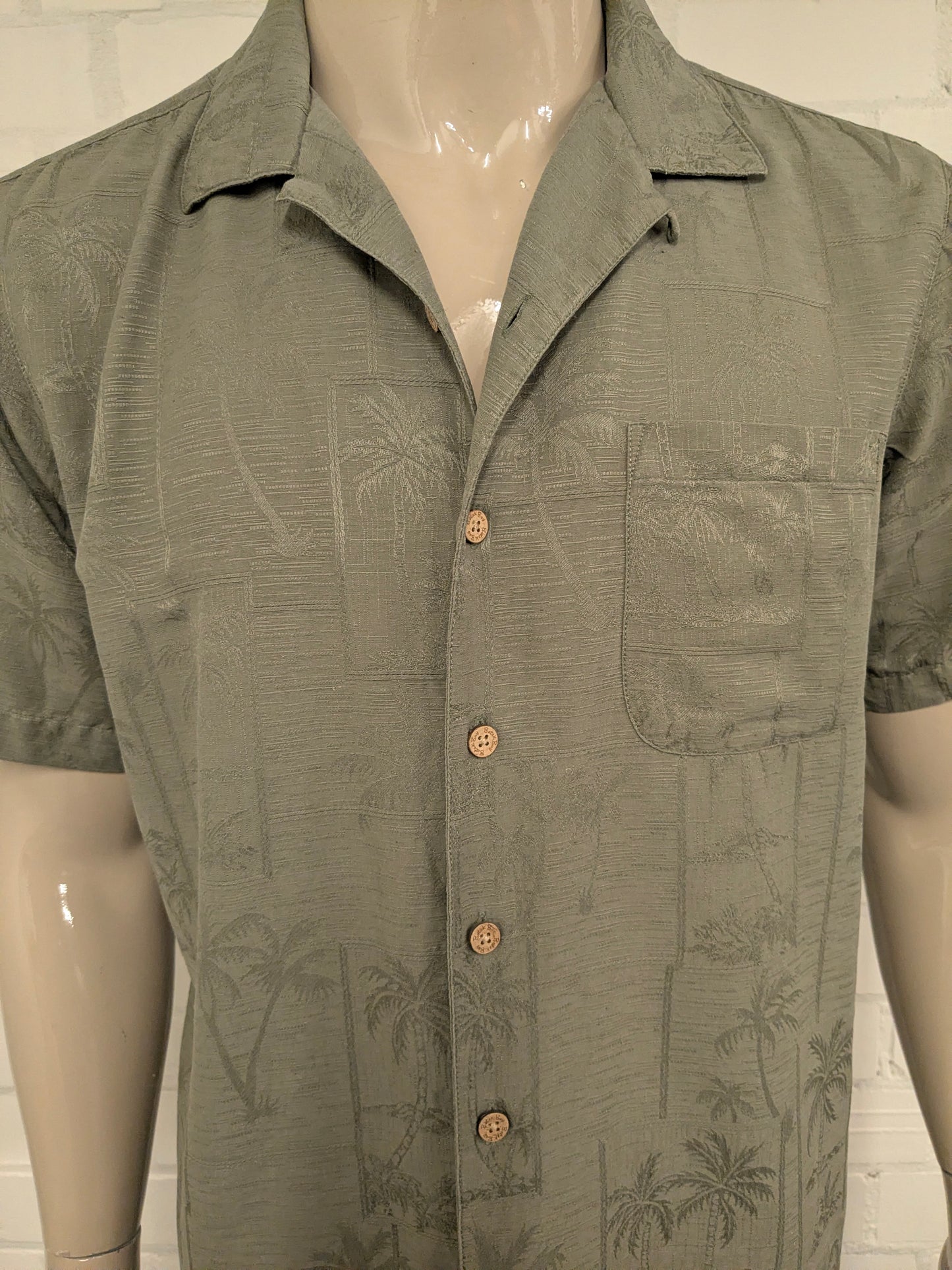 Batik Bay 100% Zijden Hawaii overhemd korte mouw. Groen motief. Maat M.