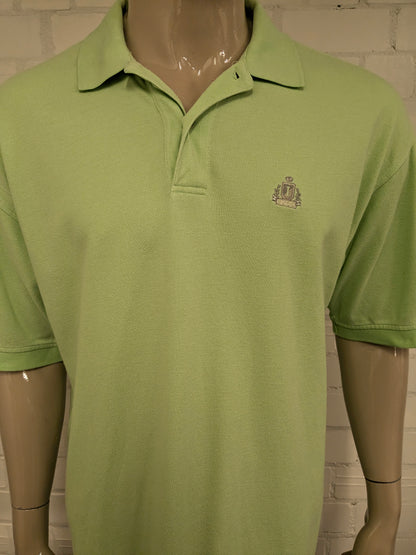 Izod polo. Groen gekleurd. Maat XL