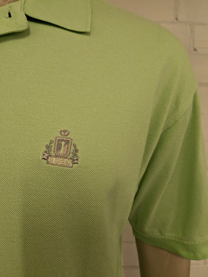 Izod polo. Groen gekleurd. Maat XL