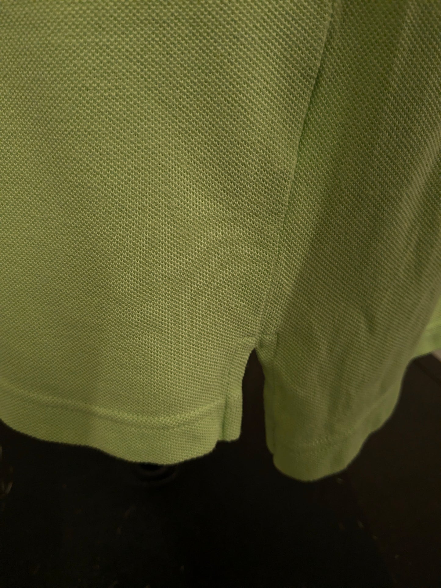 Izod polo. Groen gekleurd. Maat XL