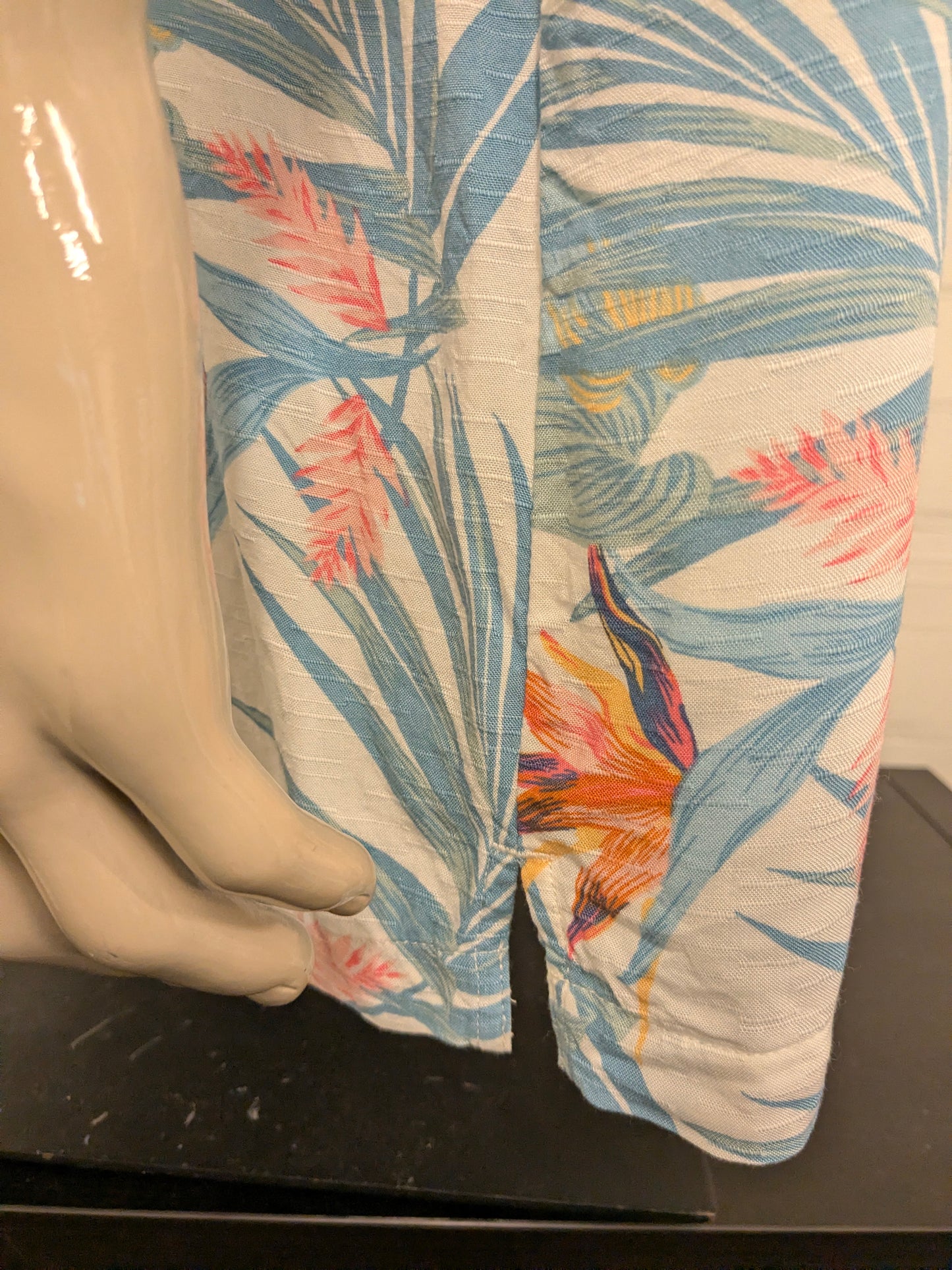 George Hawaii overhemd korte mouw. Licht Blauw Geen Roze Bloemen print. Maat 4XL / XXXXL.