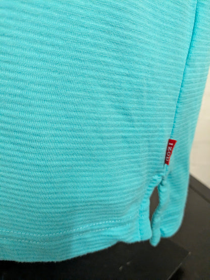 Izod polo. Blauw gestreept motief. Lang model! Maat XL.