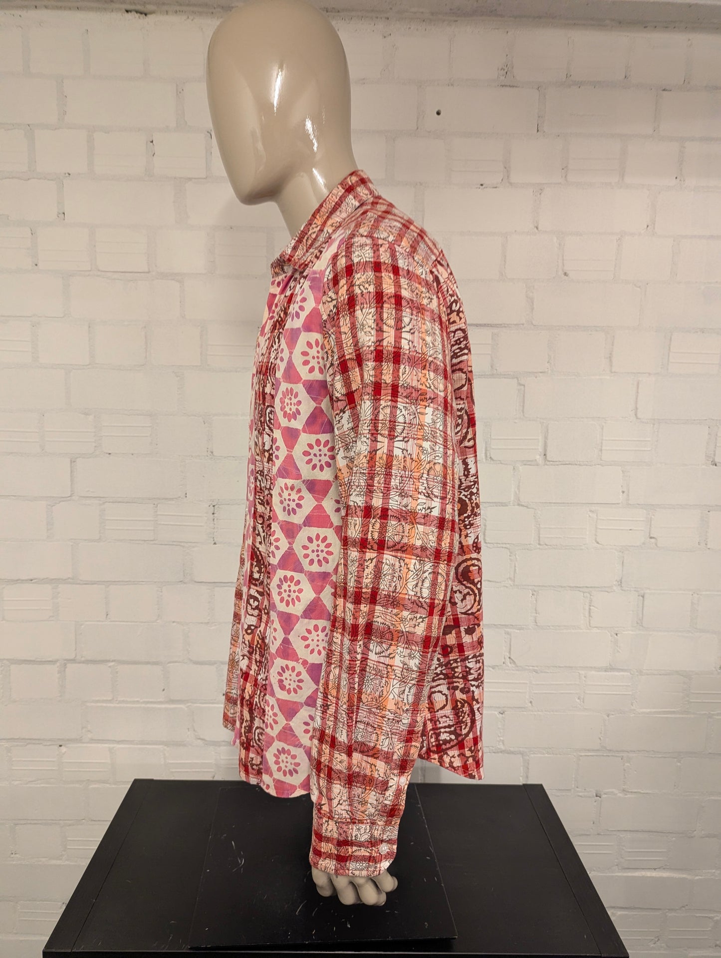 Vintage Sixty overhemd. Roze Rood Beige print. Maat 2XL / XXL.