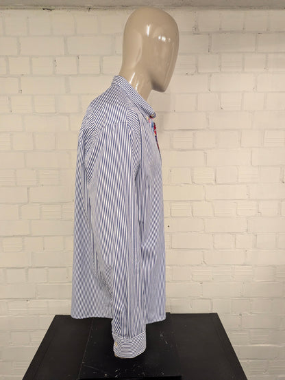 Tommy Hilfiger overhemd. Blauw Wit gestreept. Maat 2XL / XXL.