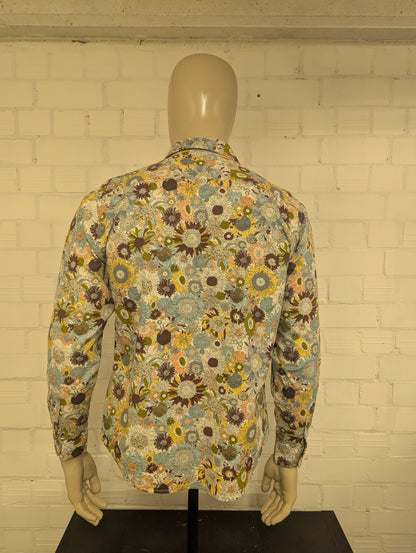 Tunevuse overhemd. Bruin Groen Gele print. Maat M.