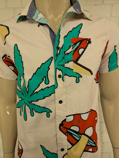 Eighty Eight overhemd korte mouw. Groen Rood Witte paddenstoel print. Maat M.