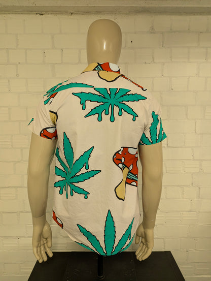 Eighty Eight overhemd korte mouw. Groen Rood Witte paddenstoel print. Maat M.