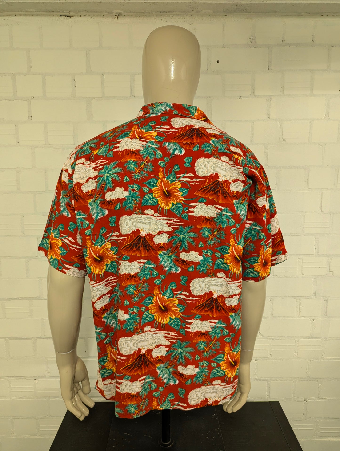 Pineapple Connection Hawaii overhemd korte mouw. Rood Geel groene bloemen print. Maat 2XL / XXL.