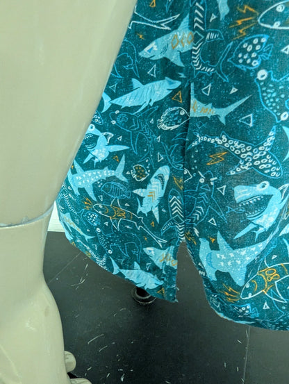 Lanikai Surf Vintage overhemd korte mouw. Blauw Wit Gele Haaien print. Maat 2XL / XXL.