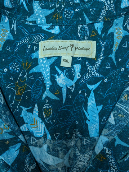 Lanikai Surf Vintage overhemd korte mouw. Blauw Wit Gele Haaien print. Maat 2XL / XXL.