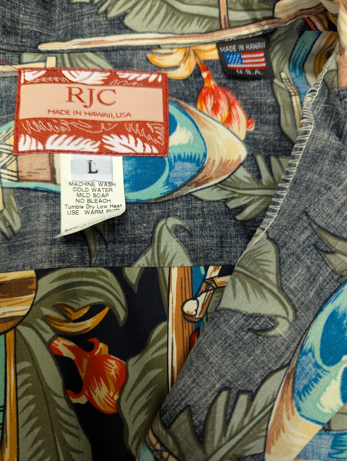 RJC Hawaii overhemd korte mouw. Gekleurde print. Maat L.