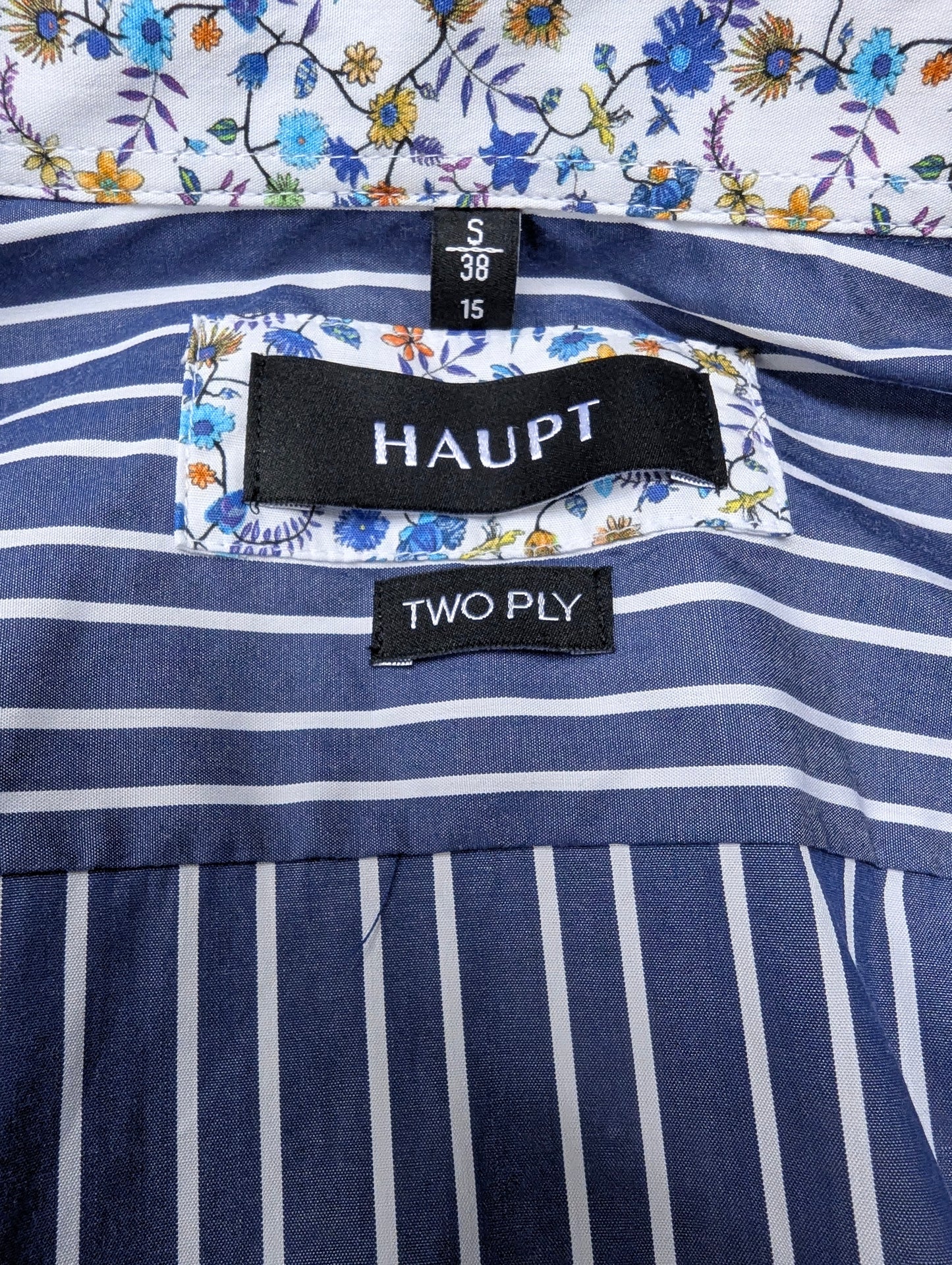 Haupt overhemd. Blauw Wit gestreept. Maat S.