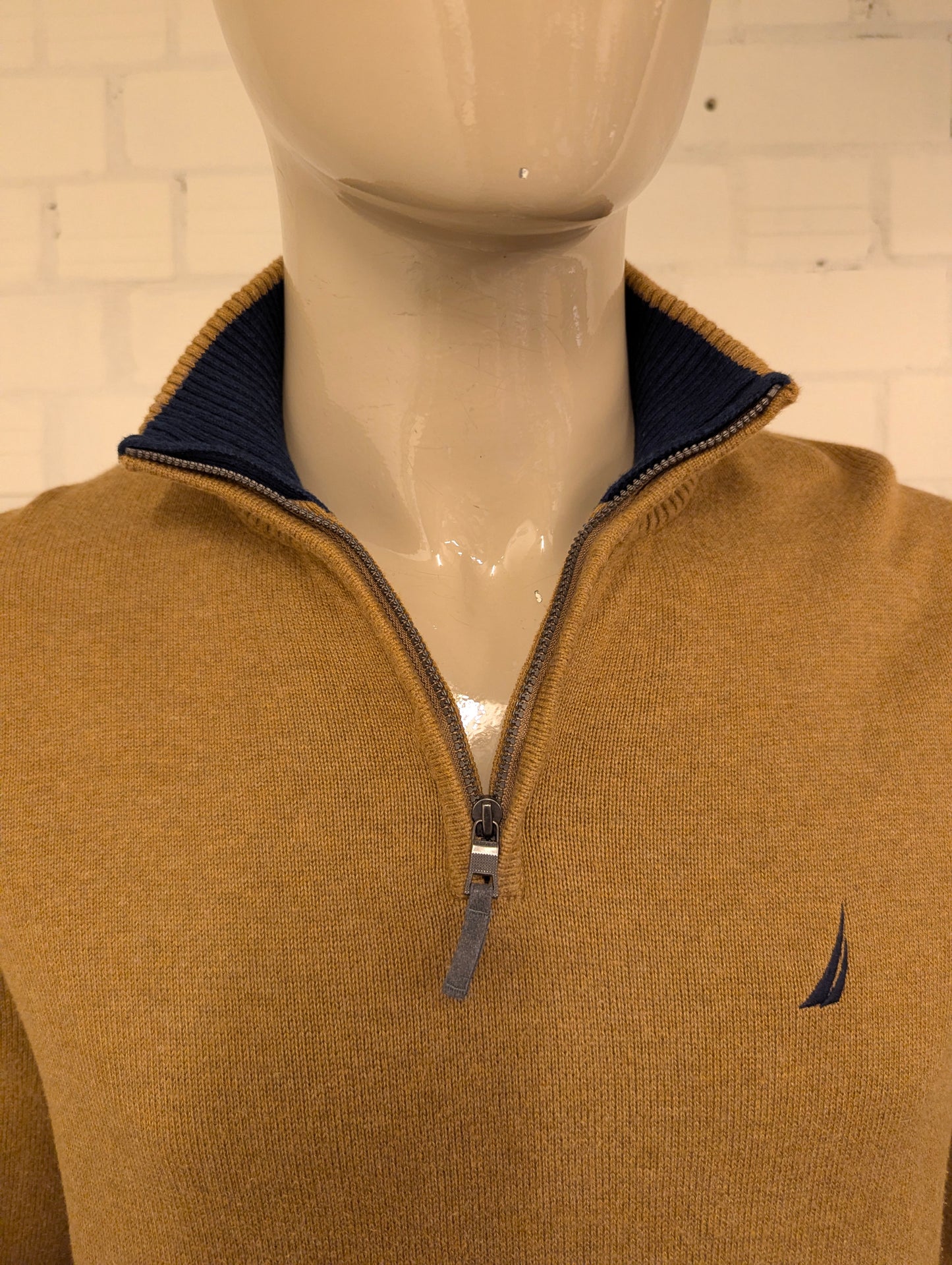 Nautica Quarter Zip trui met korte rits. Bruin gemêleerd. Maat L.