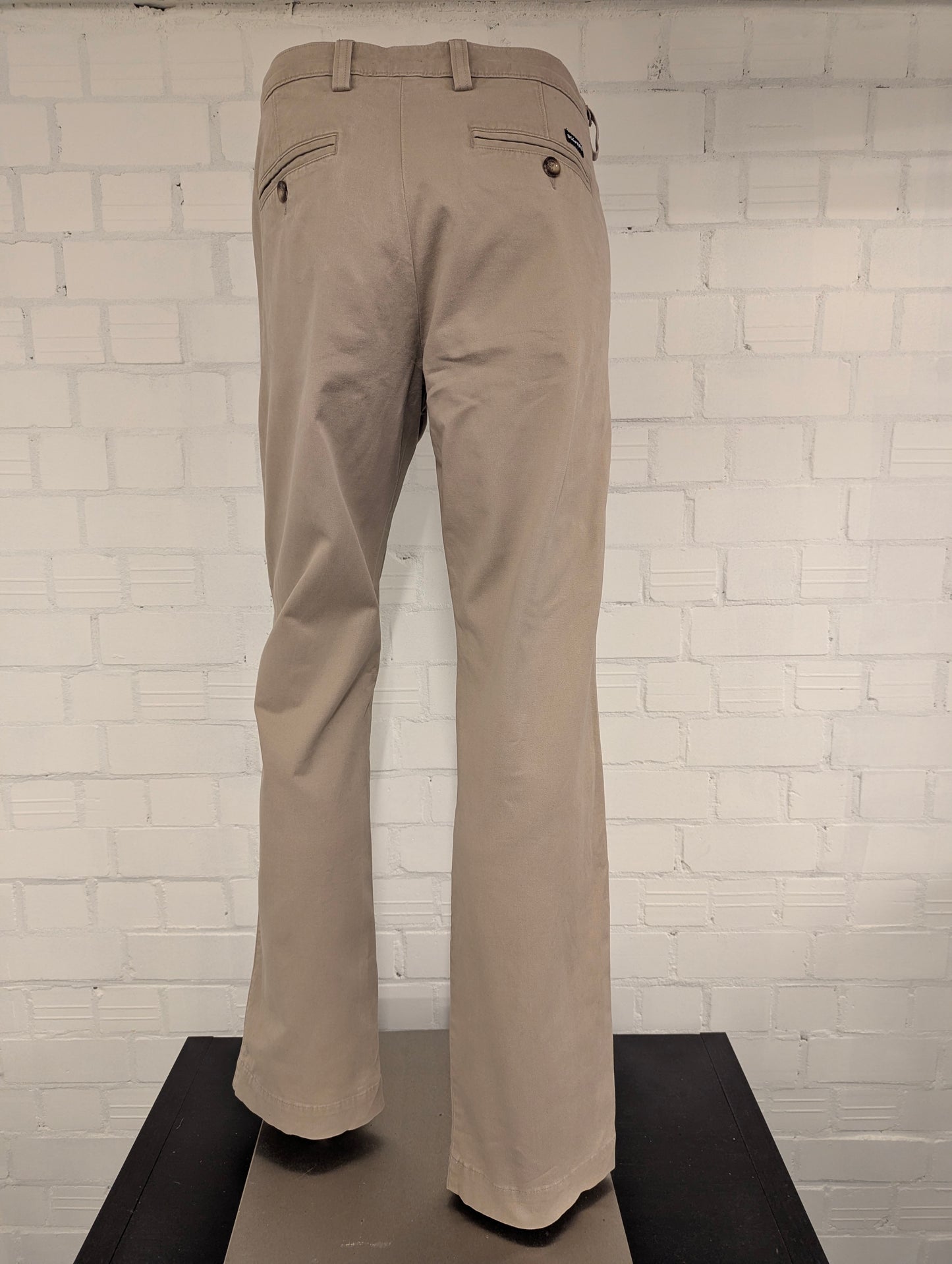 Dockers broek. Beige gekleurd. Maat W36 - L34. slim fit.
