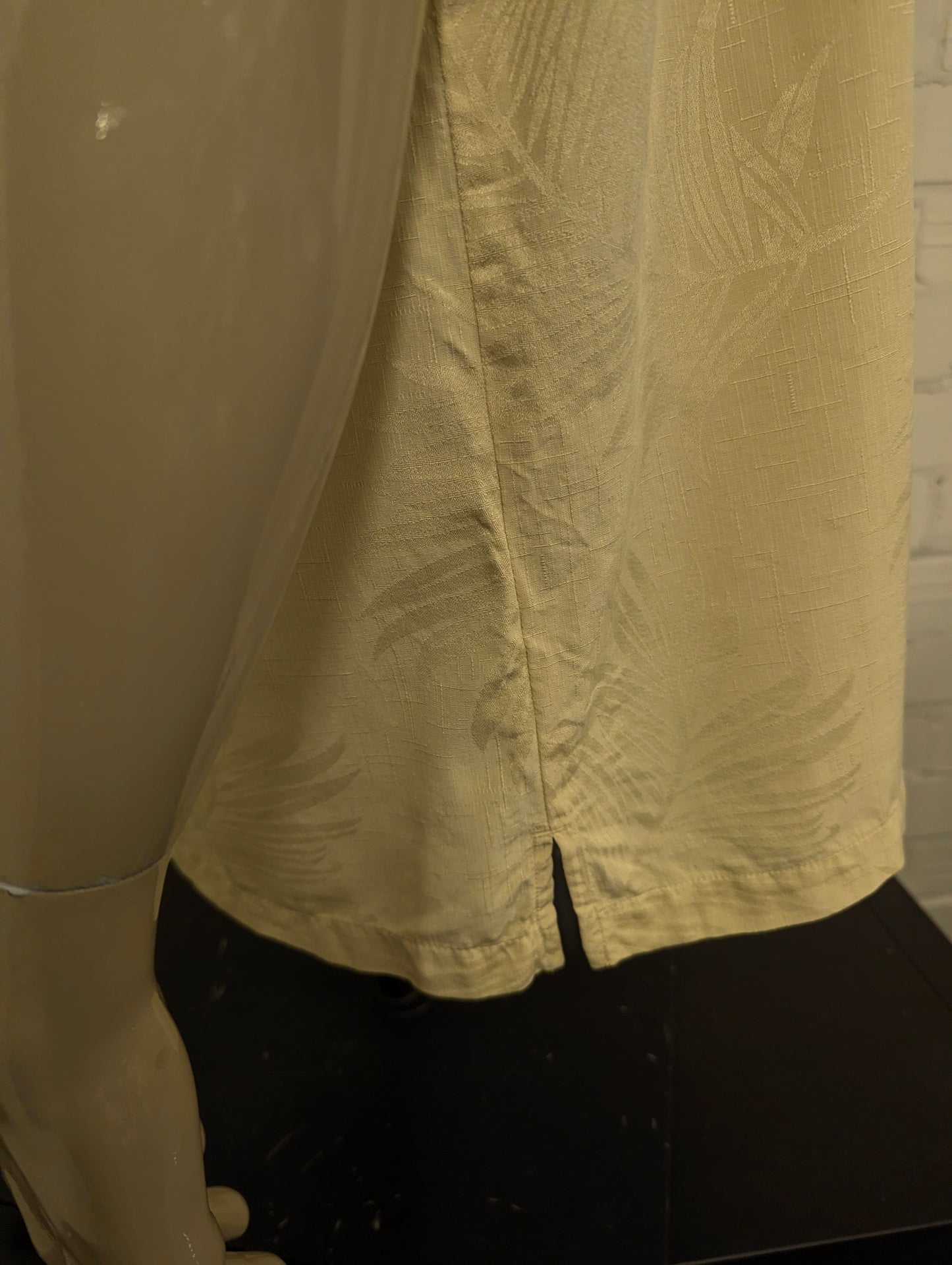 Jamaica Jaxx Zijden Hawaii overhemd korte mouw. Licht Geel motief. Maat 2XL / XXL.