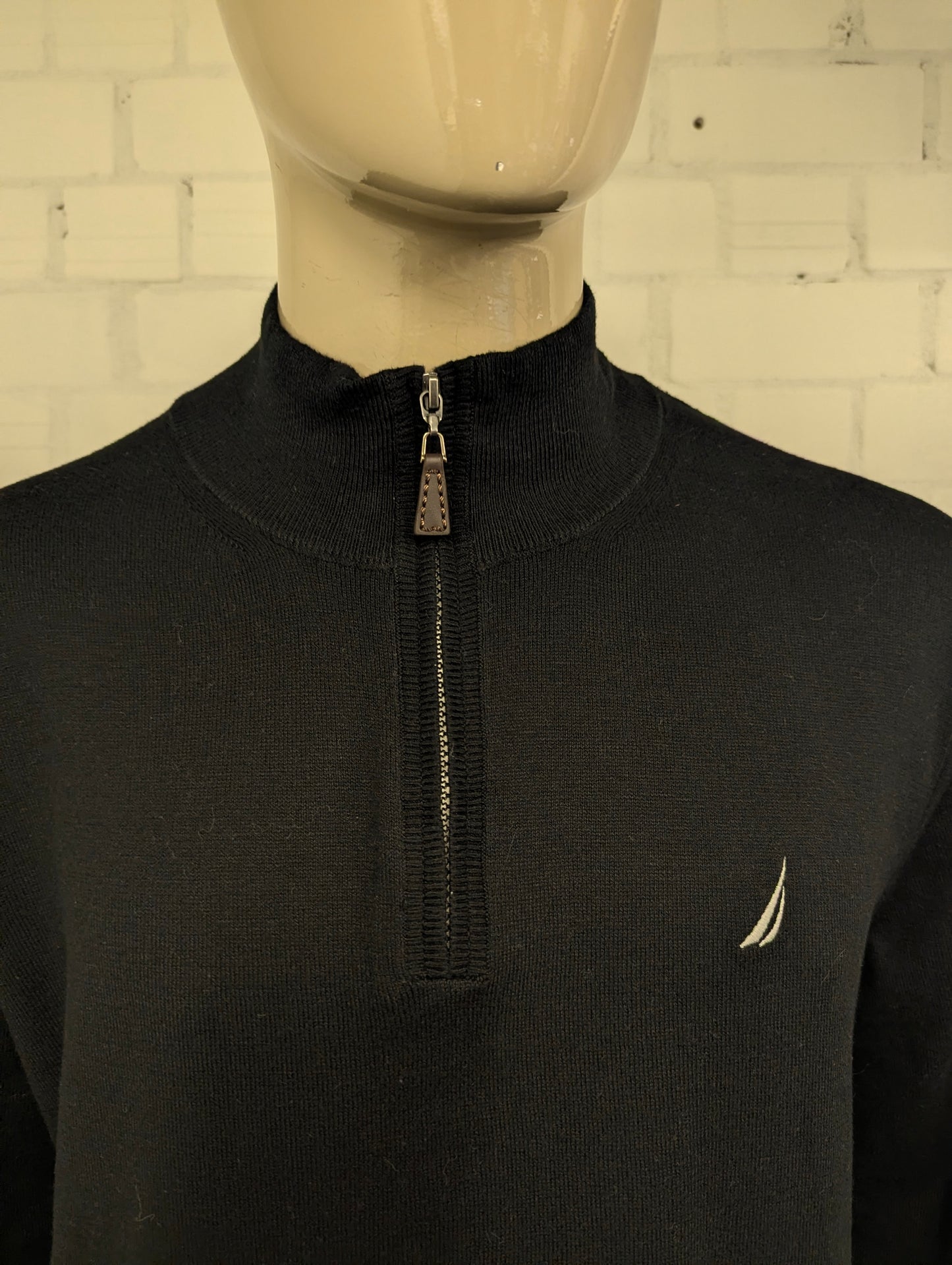 Nautica Navtech Quarterzip trui met korte rits. Zwart gekleurd. Maat XL.